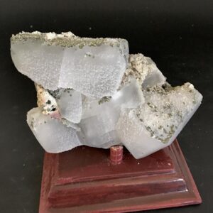 Specimen Witherita sobre Pirita Mineral