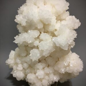 Esplendida enorme Calcita especimen de Santa Eulalia, Chihuahua. Mx. (6.400 Kls.)