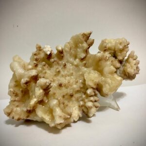 Aragonito Mineral Espécimen. Santa Eulalia, Chih. Mx. ( 0.750 Kls. 26.50 Oz. )